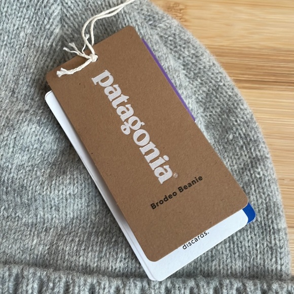 Brand New Patagonia Brodeo Beanie Recycled Wool Drifter Grey Logo Hat Ski Hike - Picture 6 of 15